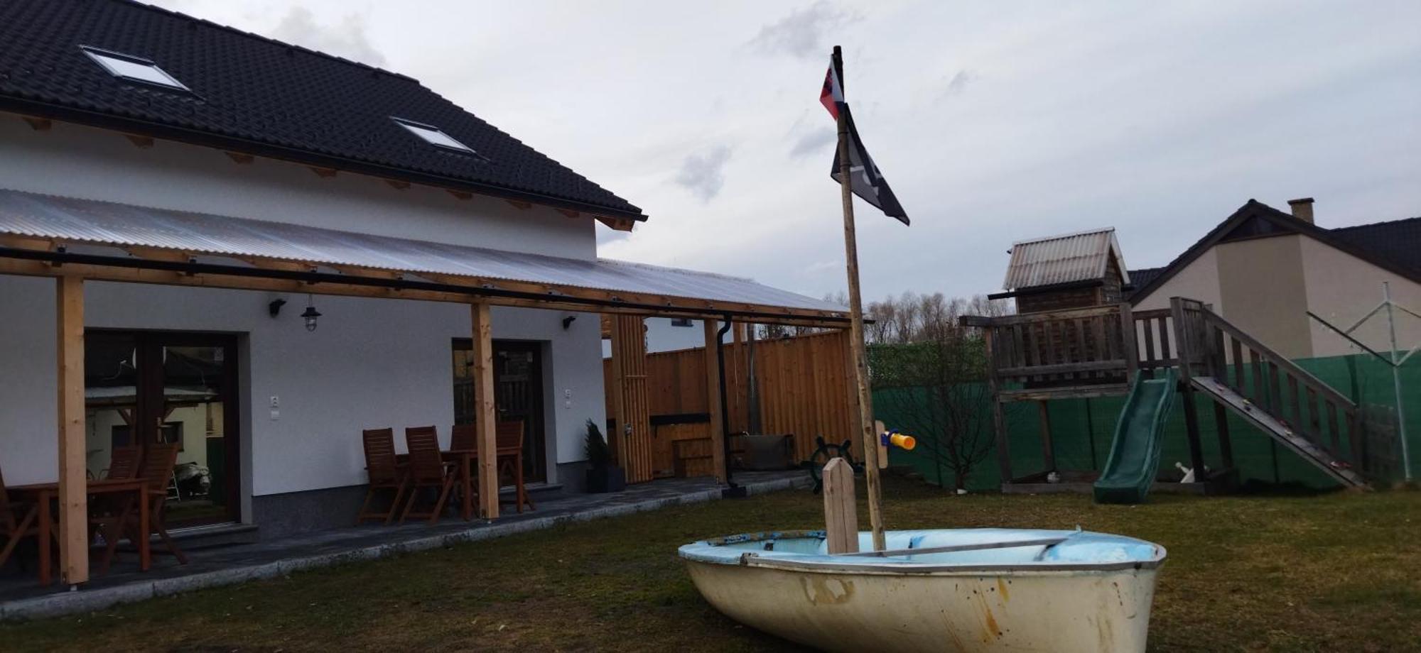 House With Sauna And Jacuzzi Svaety Kriz 3